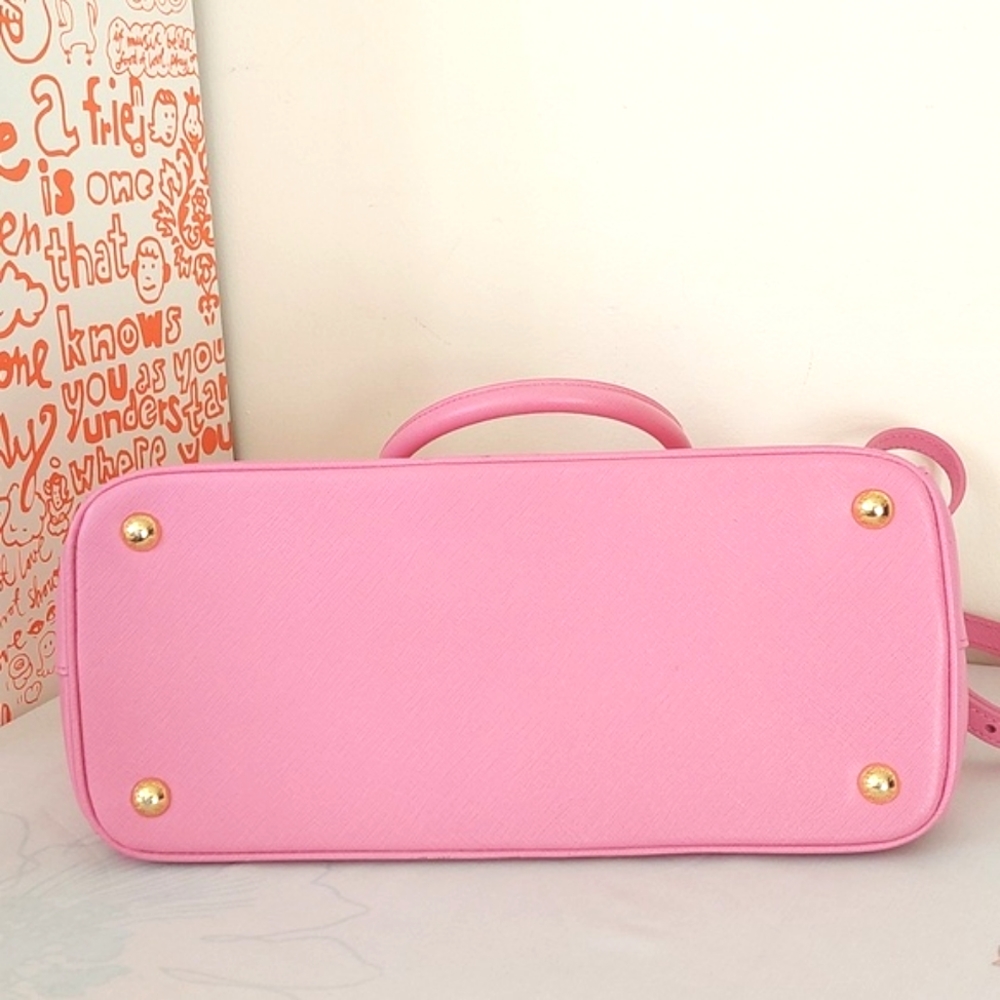 Prada pink Galleria Saffiano leather bag - Picture 7 of 17